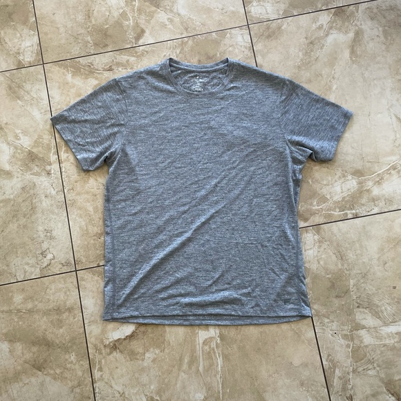 The front row tee - Picture 4 of 5